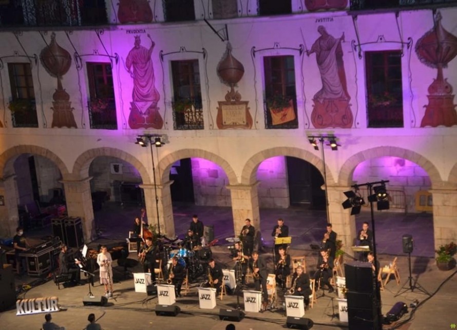 PAMPLONA JAZZ BIG BAND EN BERA 2020